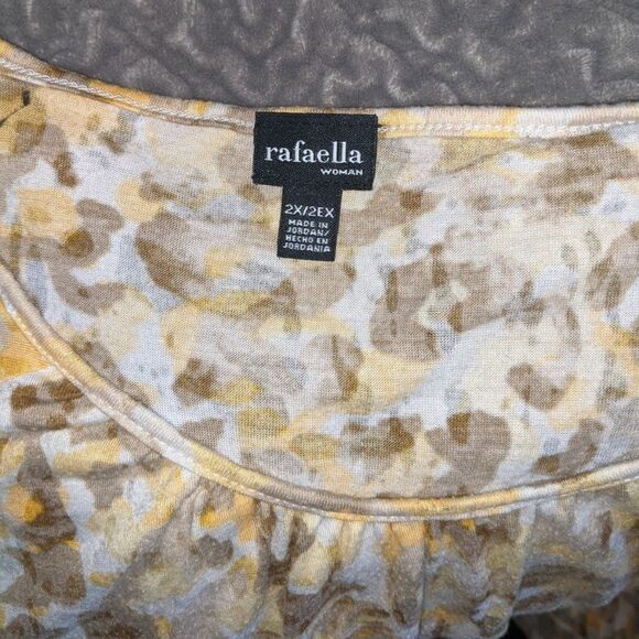 rafaella cold shoulder top - Picture 4 of 4